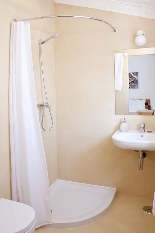 A Casa Da Arvore Bed & Breakfast Vila Nova de Milfontes Room photo